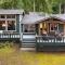 Charming Lakefront Log Cabin - Fall City