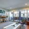 Urban Escape Steps to Restaurants, Bars & Trams by Custom Bnb Hosting - ملبورن