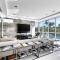 Modern Waterfront Mansion in the heart of Las Olas minutes from the Beach - Форт-Лодердейл