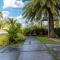 Modern Waterfront Mansion in the heart of Las Olas minutes from the Beach - Форт-Лодердейл
