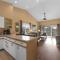 Cozy Top Floor 2BR Condo with View and Amenities!! - Branson
