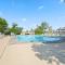 Cozy Top Floor 2BR Condo with View and Amenities!! - Branson