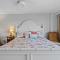 Beachfront - Amber Penthouse 2BR condo - P512
