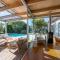 Luxurious villa with the best facilities at the foot of the Constantia Valley - Doordrift