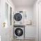 King & Queen Bed - Apartment on Summer Near Cook Park