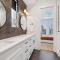Stylish Multi-Level Retreat Rooftop & Pool Table - Нэшвилл