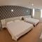 De Spring Hotel