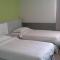 De Spring Hotel