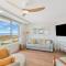 Oceanside Resort - Absolute Beachfront Apartments