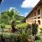 Mkango Golfview Hotel