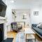 Luxury 3BRs Home, Spacious and Cozy in Victoria - London
