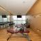 Carson Elegant Living in One Bedroom