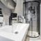 Modern 2-Bed Flat, Sleeps 6 - 利物浦