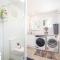 The Compact Cube - 1 Bedroom Apartment on Summer Near CBD