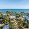 Pines & Palms Resort