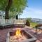 Lakeside Double Queen Suite Upper-Level Retreat - Fife Lake