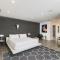 Luxury Micro-Resort, Theater, Sauna, Heated Pool