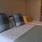 73 Milton Accommodation