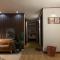 # Hongdae 10 minutes # 4 rooms for 12 people # Hongje Station 5 minutes - Seul