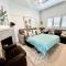 Manly Beach Retreat with free onsite parking