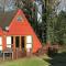 Coastal Chalet - Sleeps 6 - Pool - Parking