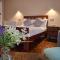 Inn By The Sea, PORTSMOUTH, Parking EV 22kW Available