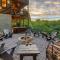 Mountain View Cabin - Hot Tub-Fire Pit-Pool Table