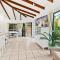 Green Cottage Trinity Beach I Pet friendly I BBQ