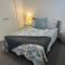 Family Getaway With LARGE Parent Retreat! - Shellharbour