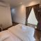 Hillview Bercham Height CoLiving Villa - Ipoh Hillview Bercham Height CoLiving Villa - Ipoh
