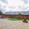 Amazing 14 Berth Villa With Private Pool At Pentney Lakes In Norfolk Ref 34079A
