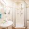 Golden GaPa Central Family Apartment 8