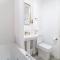 Luxury City Centre Haven Super King En-suite with Parking - Canterbury