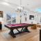 Sleek Multi-Level Stay Rooftop Views & Pool Table - Нэшвилл