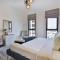 Luxurious 2BR with Maid's Room Apartment in Lamtara 3, Madinat Jumeirah Living - Allsopp & Allsopp - 迪拜