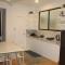 Cozy Casa 2 Bedroom Apt A Few Steps to White Beach - 长滩岛