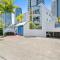 Coastline Escape Renovated Unit - Great Location - Quiet Area - Parking Included
