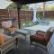 Dallas Lakeside Bliss Stay - Private Pool, Air hockey and High speed internet - Corinth