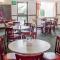Quality Inn & Suites Longview Kelso