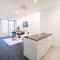 Prime Located 2BR1BA Apt in Mel with Study