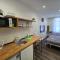 S11 Lime studio apartment
