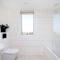 Charming & Modern Flat with Balcony - 伦敦