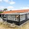 3 Bedroom Beach Front Home In Grenaa - Grena