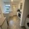 Perfect for NHS Staff & Contractors - Fast WiFi - 1 Bedroom in 4 Bedroom House CD1 - Scartho