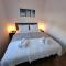 Sunshine Apartment Complex with a Pool by the Beach - Mandre, Pag - Mandre