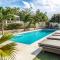 Villa Leon Spacious Tropical Villa with pool and outdoor kitchen - Jan Thiel