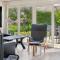 Beautifully Renovated Summer House,