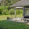 Beautifully Renovated Summer House,