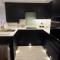 Large 1 bedroom self contained garden flat - 温莎