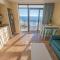 Oceanfront Views, Recently Renovated Kitchen,Pools